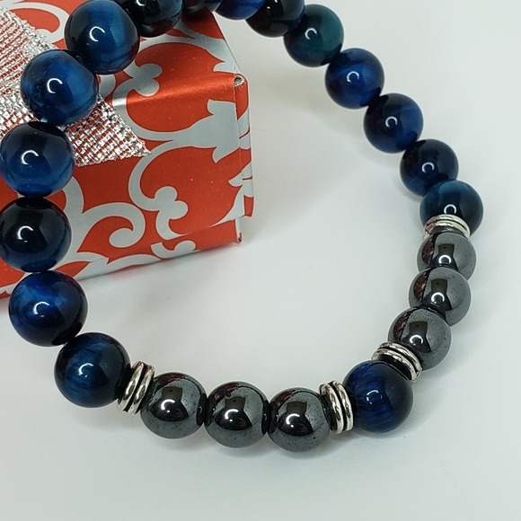 New Design Tiger Eye & Onyx Natural Stone Bracelets Available in 4 Colors. - Picture 3 of 9